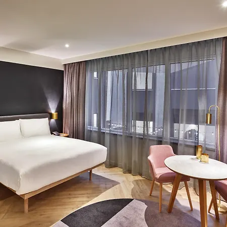 Staybridge - Parliament By Ihg 4* Haag