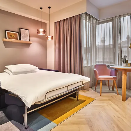 Staybridge - Parliament By Ihg 4* Haag